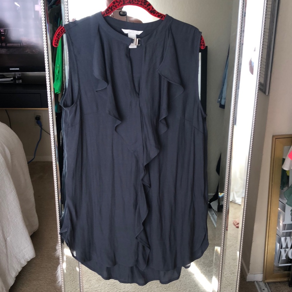 H&M semi sheer charcoal vneck top- I’m a size 2/4 but wear this as tunic